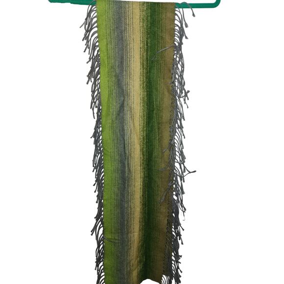 Victoire Mathieu Paris Wool Blend Green Fringe Neck Scarf - Picture 5 of 6